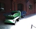 motorový nákladný perónový vozík
