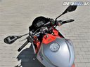 Otestovali sme raketu stredného doletu - Aprilia Tuono 660 (2021)