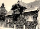 brečtanový dom pri modranskom kaštieli dávno