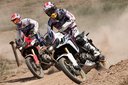 Marc Marquez a Joan Barreda testovali novú Honda CRF1000L Africa Twin 2015