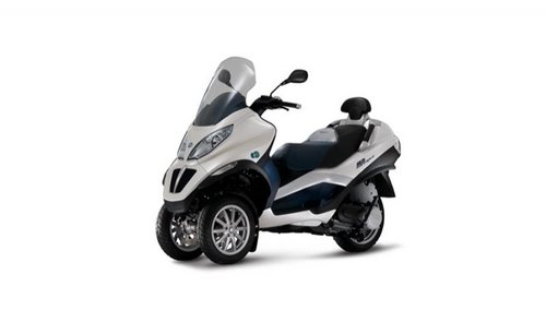 Piaggio MP3 125 Hybrid 2011